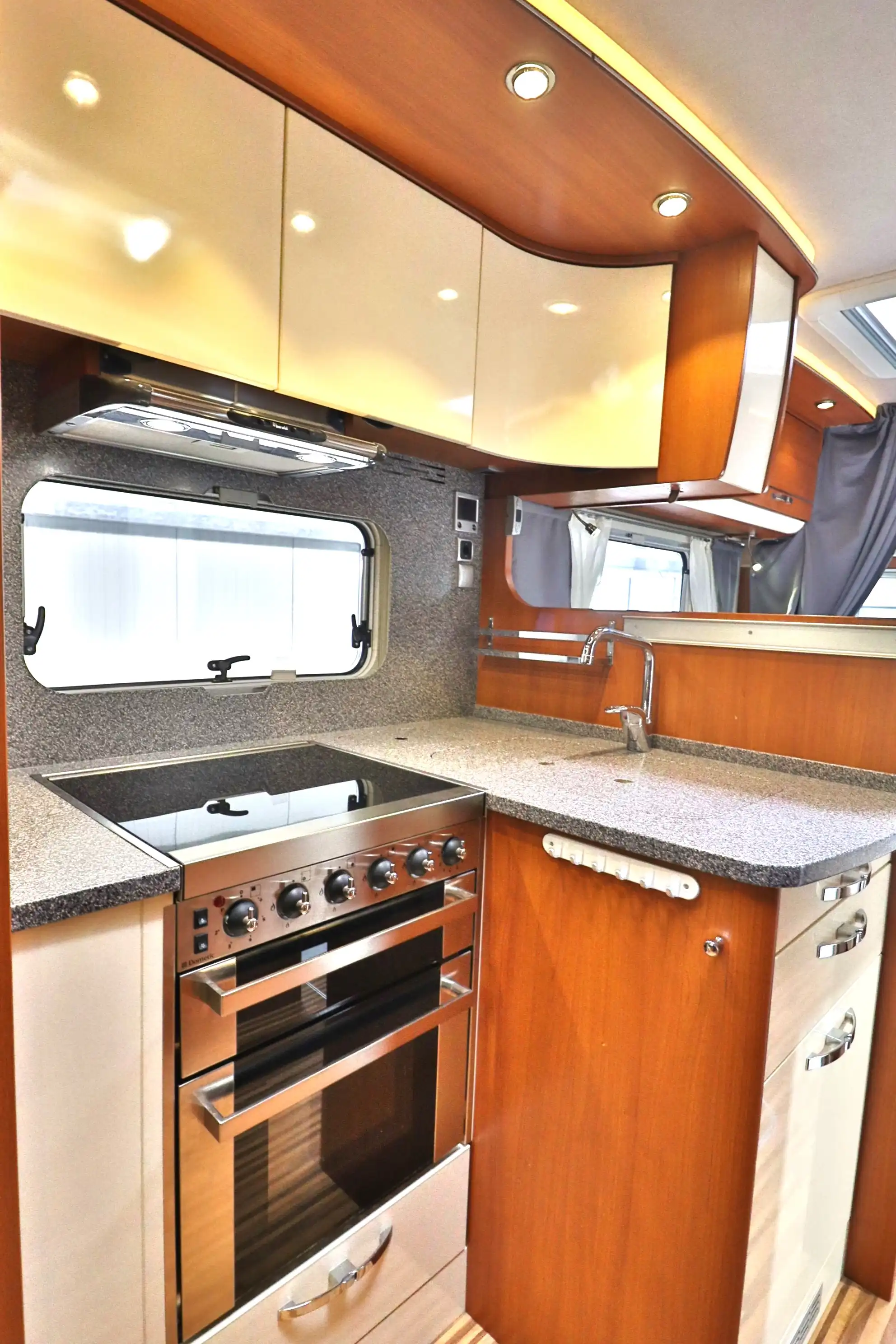 HYMER-ERIBA Future 430 T 